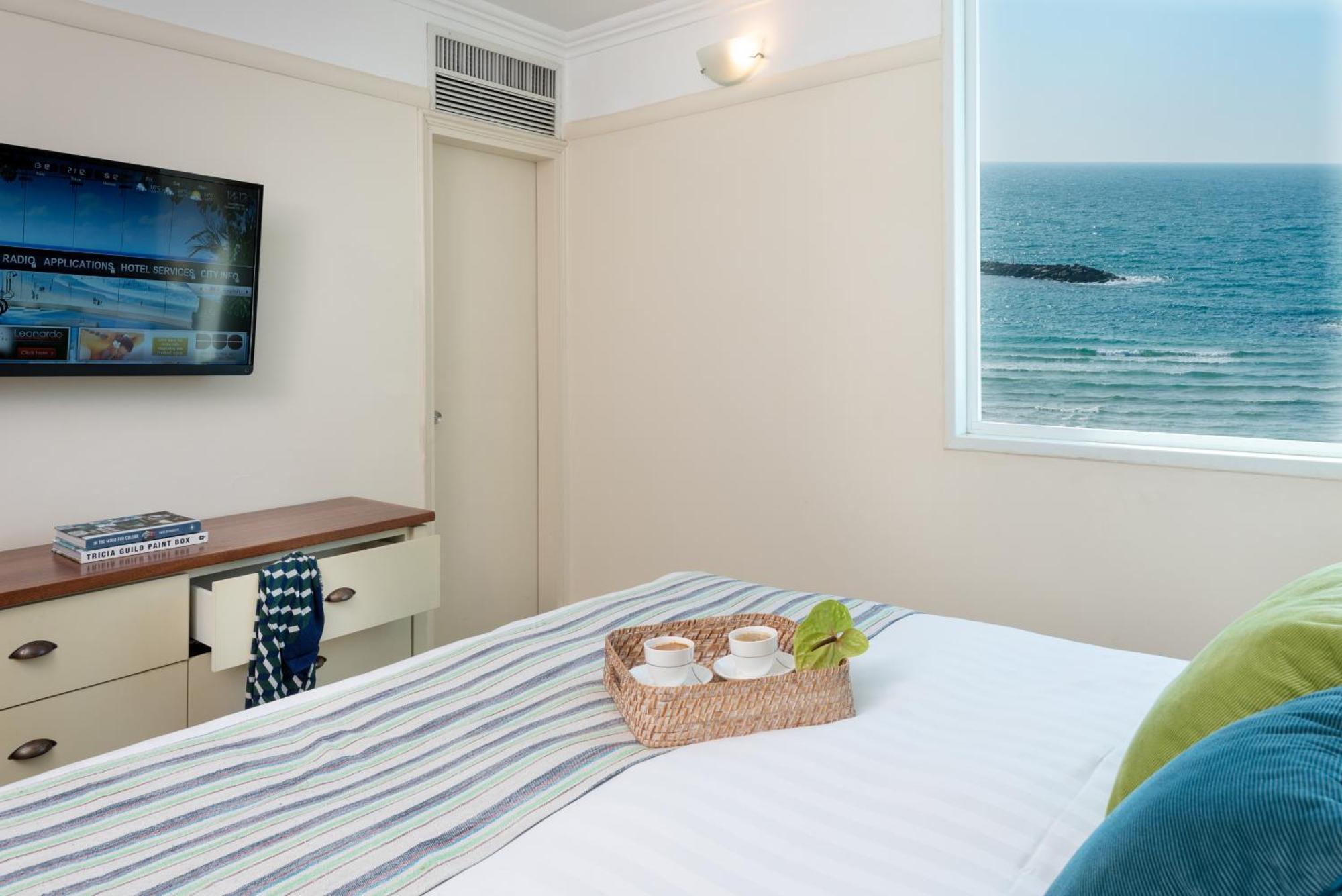 Herods Tel Aviv By The Beach Экстерьер фото A room at the Dan Hotel